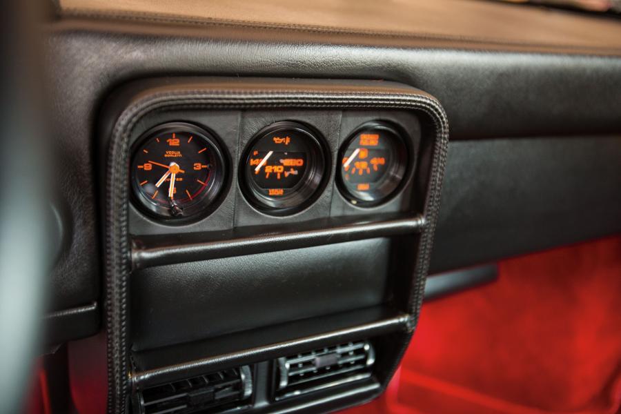 Ferrari 328 GTS Red 1989 года  (фото 9 из 20)